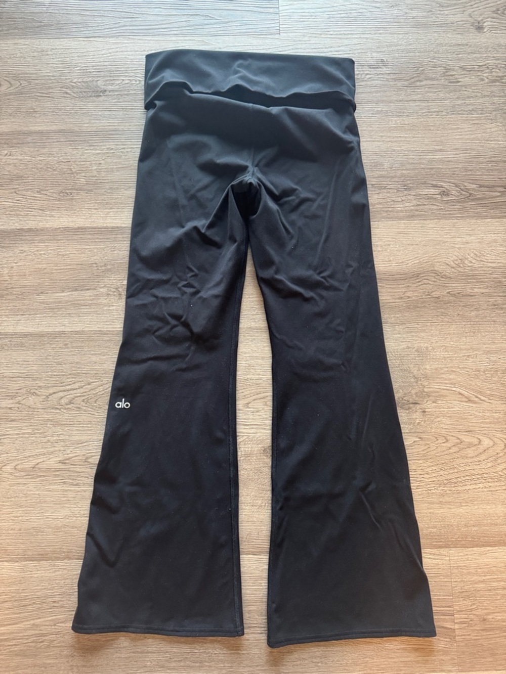 ALO Softsculpt 7/8 Foldover Flare Legging - Picture 7 of 8